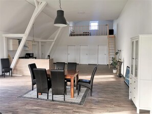 獨棟房屋 | 用餐區