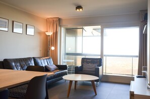 Apartment | Living room - Apartment in Oostduinkerke With Sea View (Koksijde)