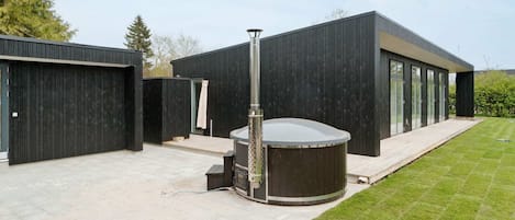 House | Terrace/patio