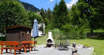 Apartment With Sauna and Lakeview