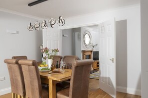 Dining - 7 Wheal Ayr -  a house that sleeps 6 guests  in 3 bedrooms (St Ives)