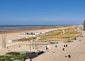 View from property - Sleek Stay by the Sea (Middelkerke)