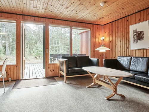 6 Person Holiday Home in Aakirkeby