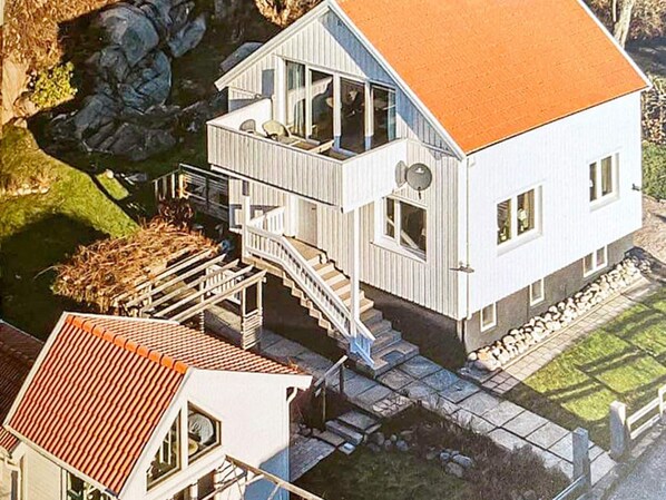 House | Exterior