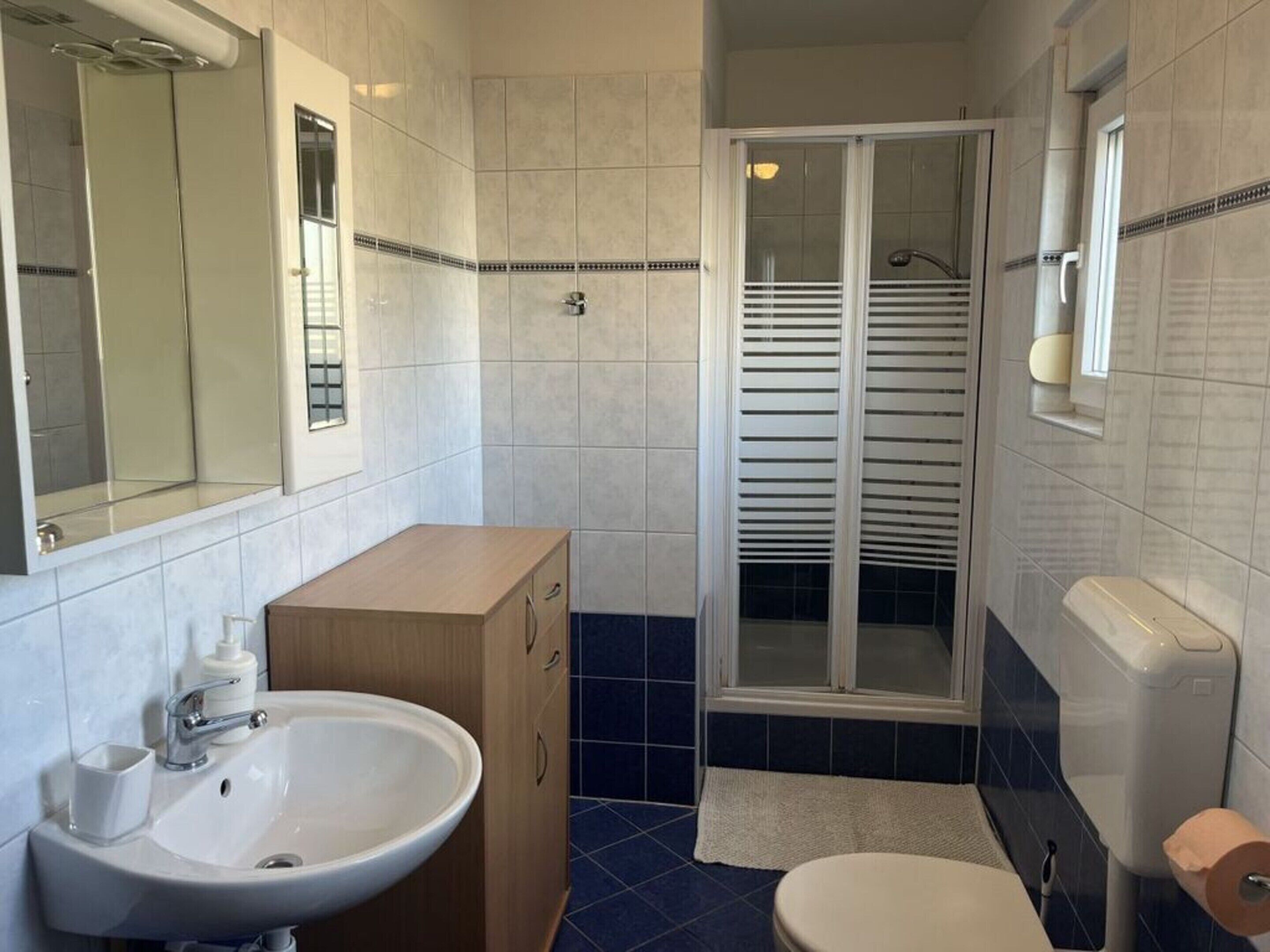 House | Bathroom