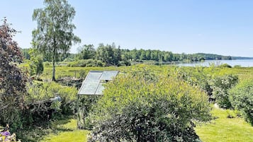 Maison | Terrain de sport