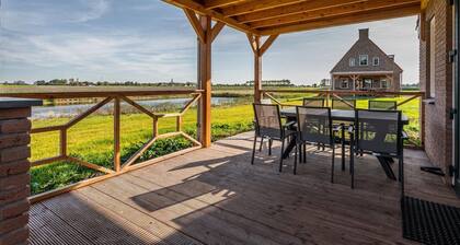 Villa With hot tub and Sauna, on a Holiday Park