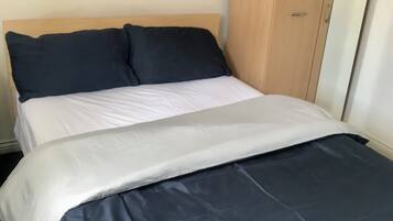 2 camere, ferro/asse da stiro, Wi-Fi, lenzuola