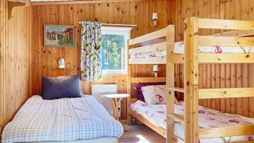 House | 3 bedrooms, individually furnished