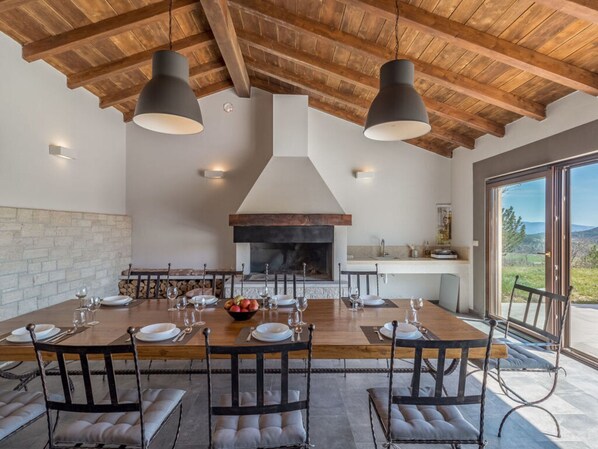 Dining - Villa Mirna Comfortable Holiday Residence (Cerovlje)