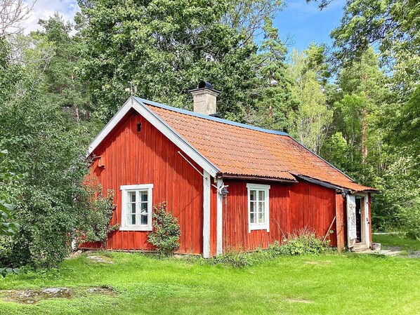 House | Exterior - 4 Star Holiday Home in Uppsala (Uppsala)