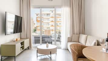 Deluxe-Apartment | Wohnbereich | LED-Fernseher, Netflix, Streaming-Dienste