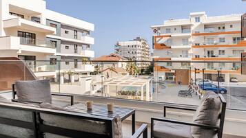 Deluxe Apartment | Terrace/patio