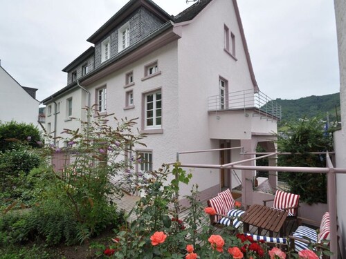 Haus Rosa Comfortable Holiday Residence