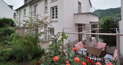 Haus Rosa Comfortable Holiday Residence