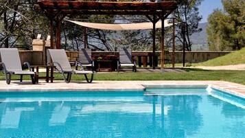 Apartemen | Kolam renang | Kolam renang outdoor