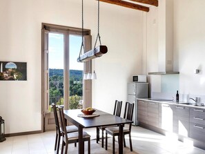 Apartment | Dining