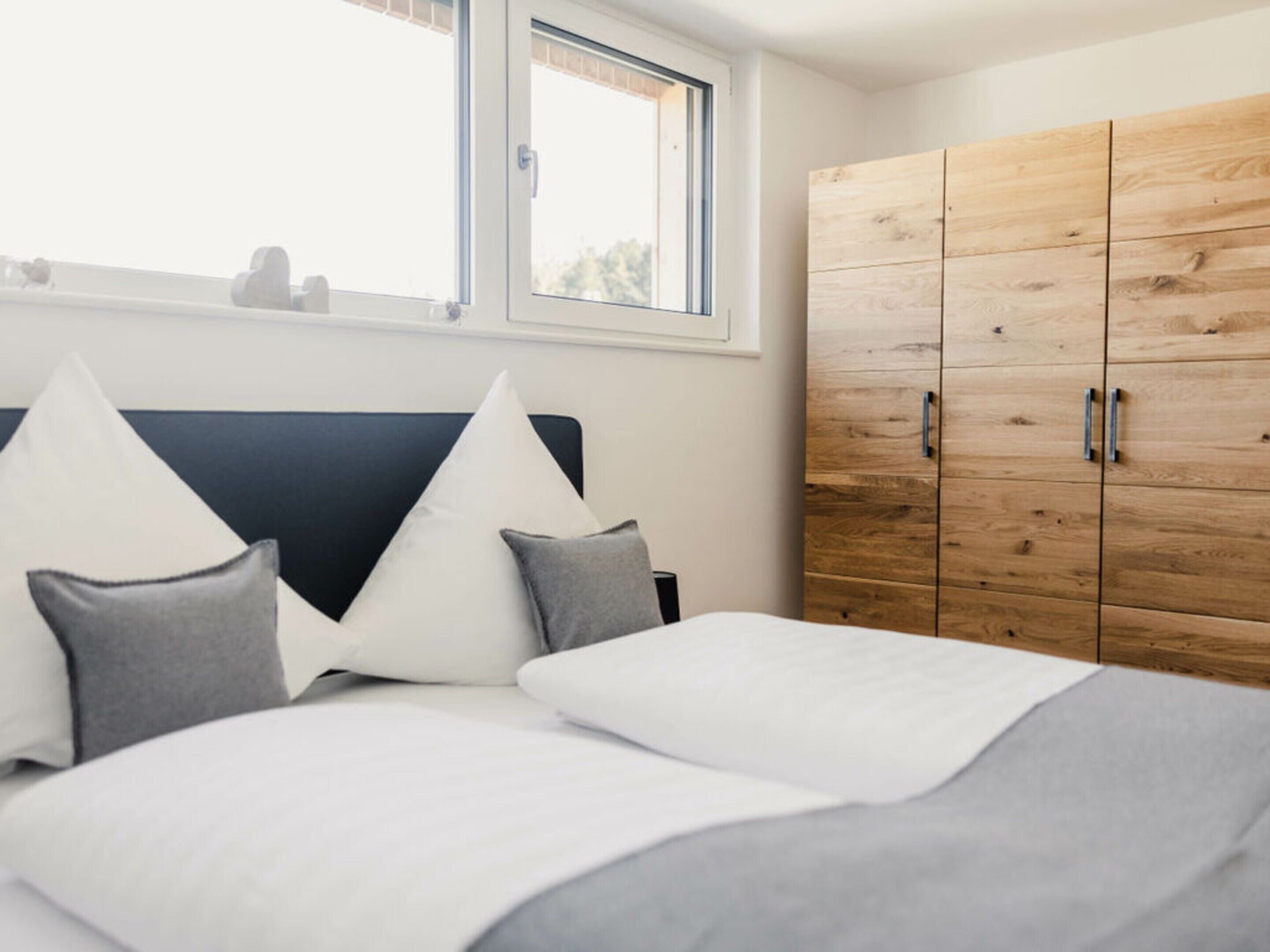 Casa | 1 habitación y tabla de planchar con plancha 