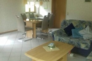 Dining - Holiday Apartment Ferienhof Benz (Kappelrodeck)