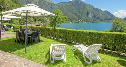 Belvilla by OYO Lake-view Holiday Home With Garden