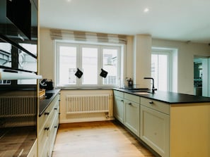 House | Private kitchen - Princess Street No8 Comfortable Holiday Residence (Friedrichstadt)
