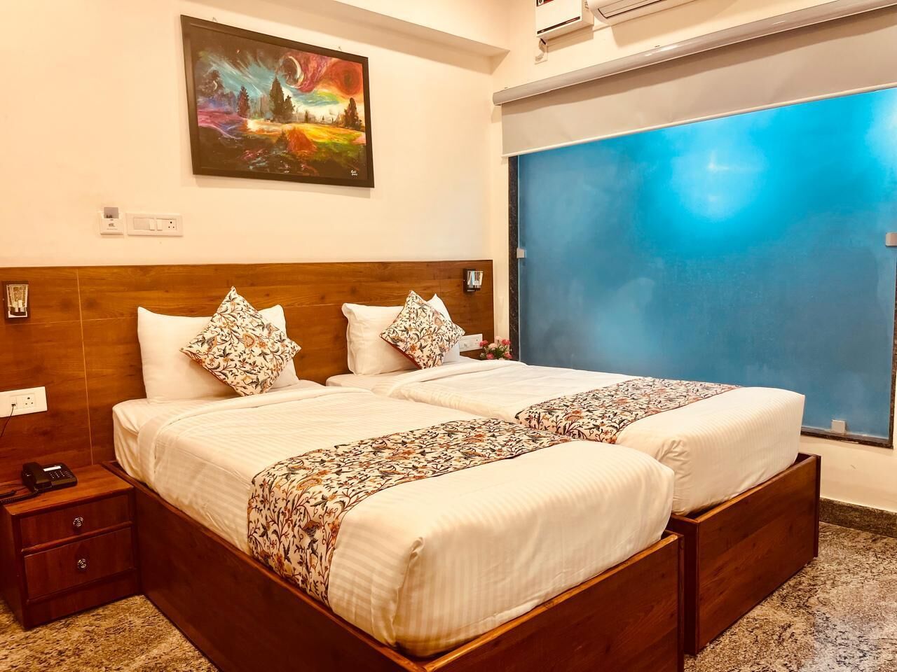 Deluxe Double or Twin Room, City View | Minibar, in-room safe, iron/ironing board, free WiFi