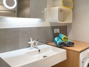 Bathroom - Bodensee-apartment Seesucht No 86 (Bodman-Ludwigshafen)