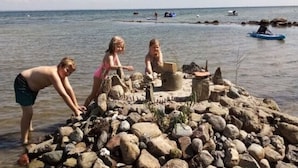 Beach - Jurgensen Modern Retreat (Steinbergkirche)