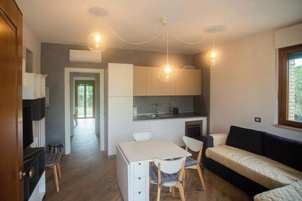 Bøker og PC-skjermer