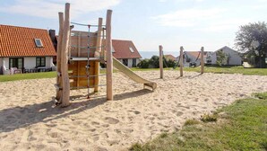 Unclassified image, 2 of 21, button - 5 Person Holiday Home on a Holiday Park in Gudhjem (Gudhjem)
