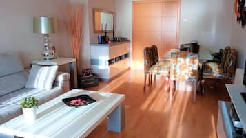 House | Dining