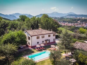 Villa | Pool | Inomhuspool och utomhuspool