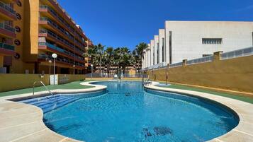 Apartament | Piscina | Piscina a l'aire lliure