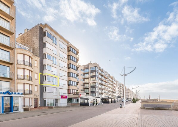 Apartment | Exterior - Apartment in Koksijde With Seafront View (Koksijde)