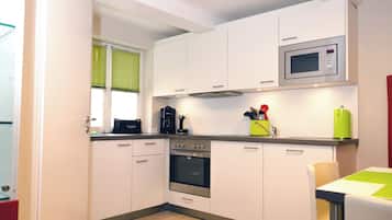 Fridge, microwave, stovetop