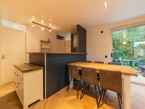 House | Dining