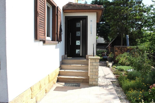 Exterior - Sebnitz Garden Retreat (Sebnitz)