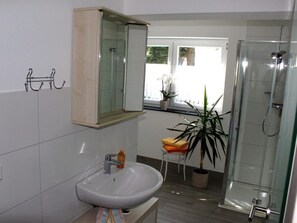 Apartment | Bathroom | Towels - Ferienwohnung in Lichtenhain (Sebnitz)