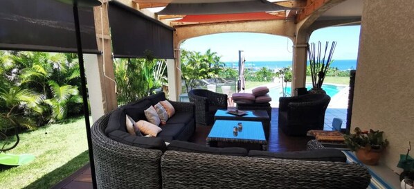 Pool - Location Villa Juin-juillet (La Possession)