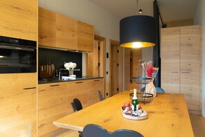Apartment | Dining - Apartment in Schrocken Near the ski Area (Schroecken)