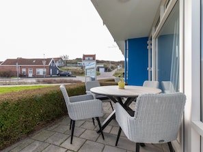 House | Dining