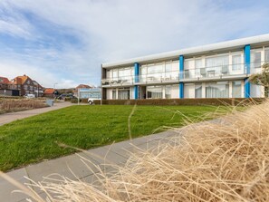 House | Exterior - Apartment in Zoutelande Near Sunny Beach (Zoutelande)