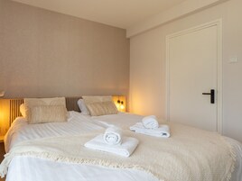 Casa | 2 quartos, roupa de cama