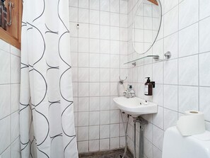 Bathroom - 4 Person Holiday Home in Hojby (Hojby)
