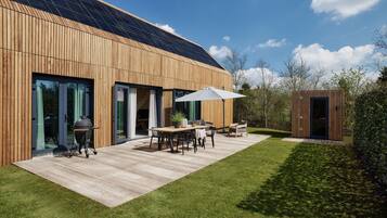 House | Tempat makan luar