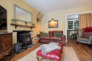 Smart TV, offices - Copper Beech Cottage -  Luxury Cottages (Dulverton)