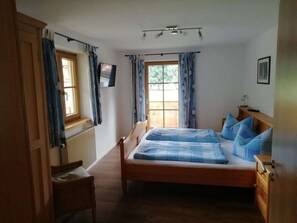 House | 3 bedrooms, individually furnished - Holiday Apartment Hanal-hof (Lenggries)