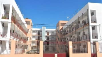 Apartament | Àrea exterior de l'allotjament