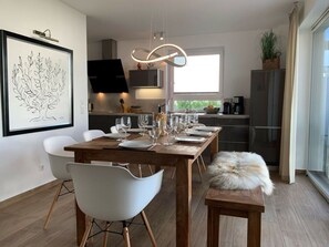 Private kitchen - Haus Seeblick Modern Retreat (Goehren-Lebbin)