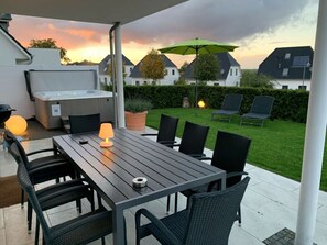 Dining - Haus Seeblick Modern Retreat (Goehren-Lebbin)
